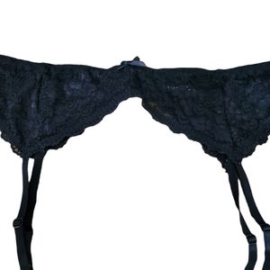 NWOT Torrid Sz 3/4 Black Garter Belt